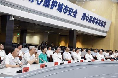 滬黔合作新篇章 李強、應勇與貴州省黨政代表團共商發展大計